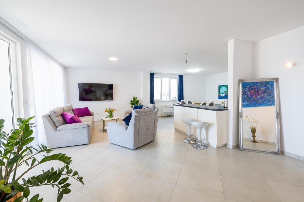 Villa Smaragd - Lapis - Luxury Apartment With Shared Pool Μακάρσκα Εξωτερικό φωτογραφία