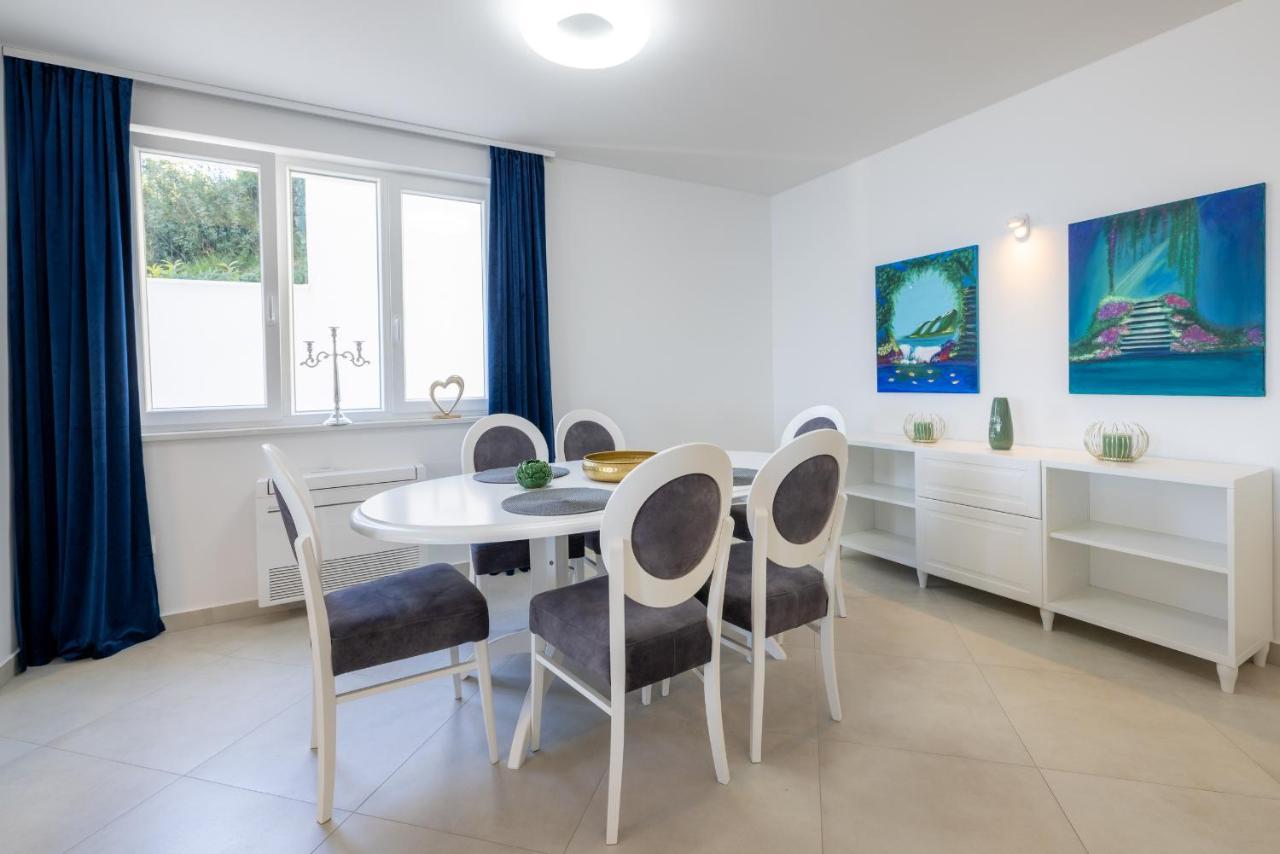 Villa Smaragd - Lapis - Luxury Apartment With Shared Pool Μακάρσκα Εξωτερικό φωτογραφία