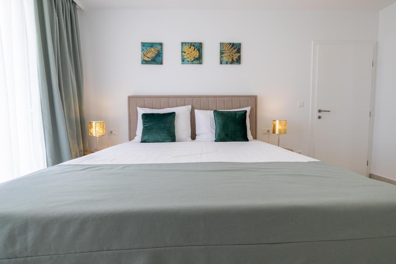 Villa Smaragd - Lapis - Luxury Apartment With Shared Pool Μακάρσκα Εξωτερικό φωτογραφία