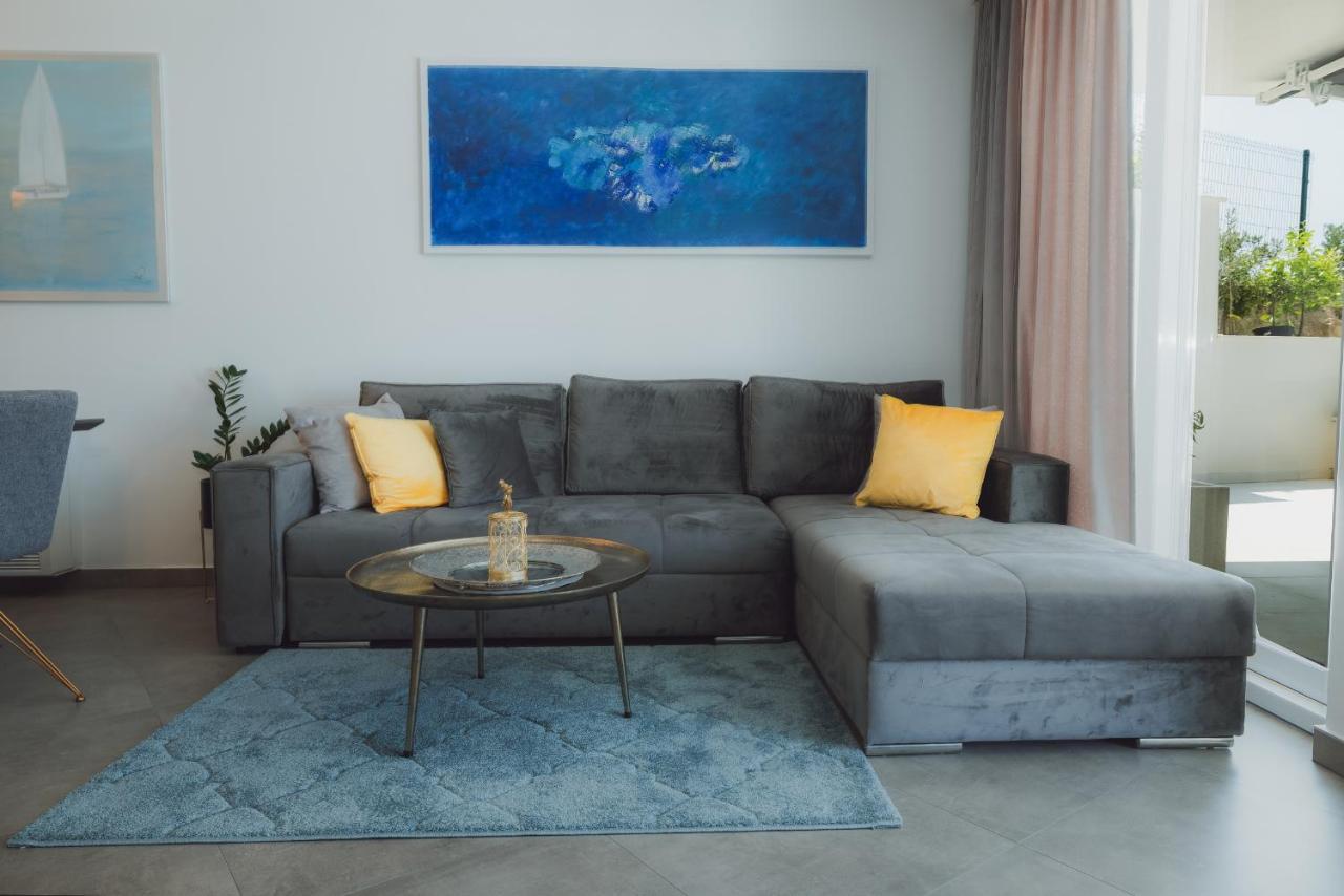 Villa Smaragd - Lapis - Luxury Apartment With Shared Pool Μακάρσκα Εξωτερικό φωτογραφία