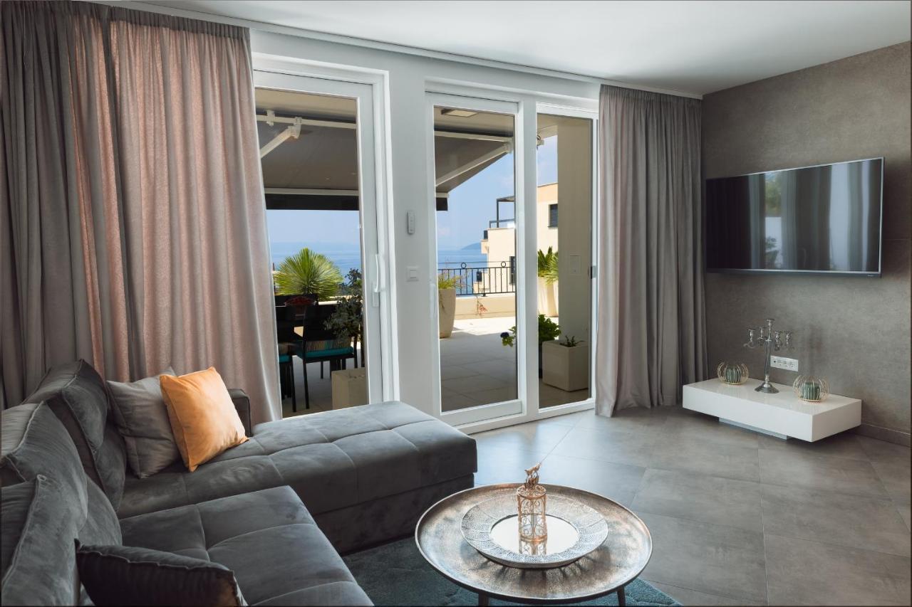 Villa Smaragd - Lapis - Luxury Apartment With Shared Pool Μακάρσκα Εξωτερικό φωτογραφία